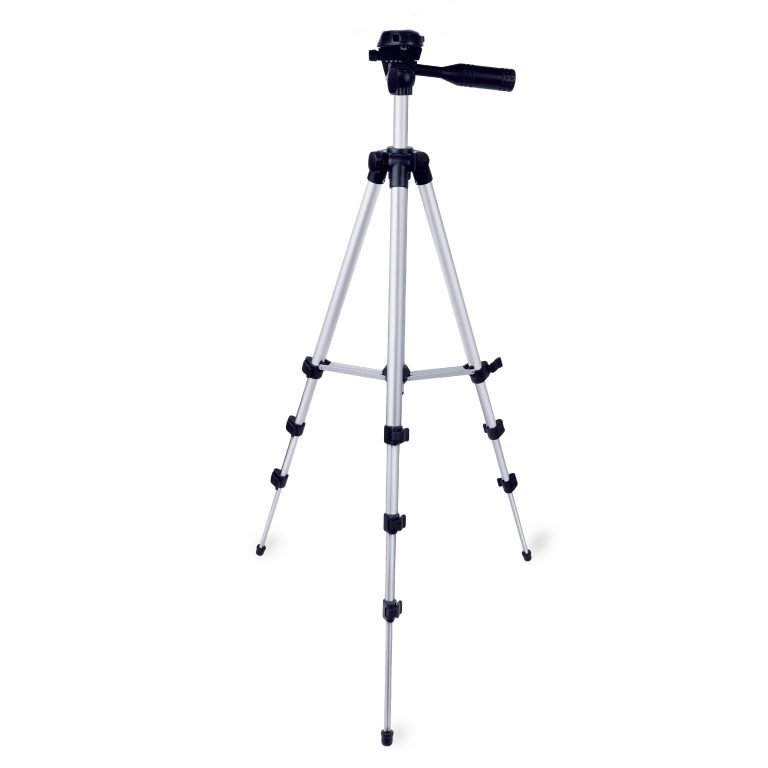 Tripie color plateado de 50'' ONN