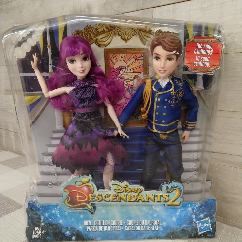 Disney Descendientes Royal Cotillion Couple - Imagen 2