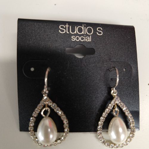 Aretes
