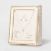 Conjunto De Aretes Con Cadena "Letra M" Bañado en Plata - Marca A New Day