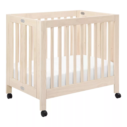 Cuna pequeña para bebe marca Babyletto