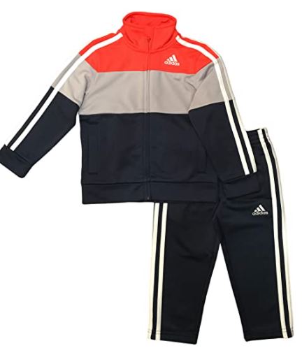 Conjunto deportivo para niño. Talla 3 T. Marca Adidas.