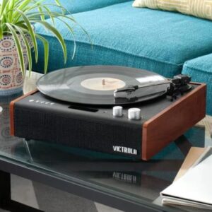 Alternative view of Tocadiscos de 3 velocidades. Marca Victrola Brighton