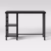 Escritorio color negro mate marca Room Essentials