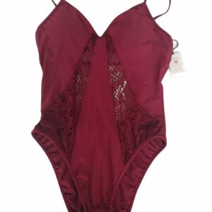 Traje de baño de una pieza para dama Talla M. Marca Shade and shore