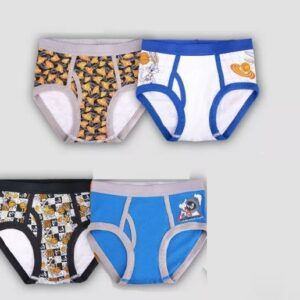 Paquete de 4 calzones para niño talla 8 marca Space Jam
