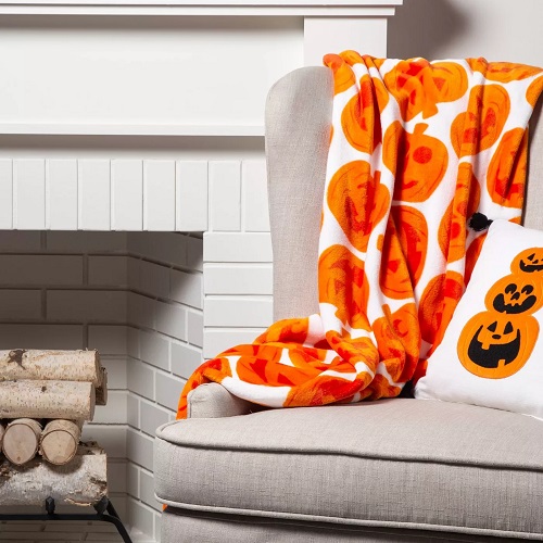 Manta de calabaza 50 x 60 in (127 cm x 152.4 cm) marca ¡Hyde & EEK! Boutique - Imagen 2