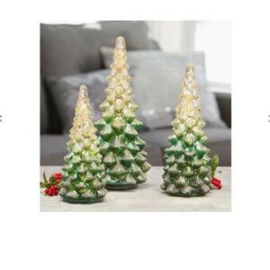 Alternative view of Paquete de 3 árboles navideños decorativos con luz LED marca Mullally International