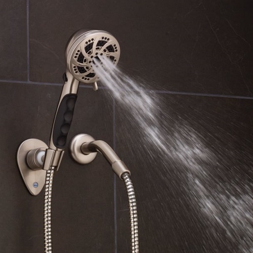 Cabezal de ducha de maño de niquel con 5 configuraciones marca Oxygenics - Imagen 2