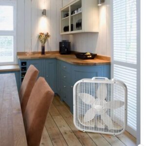 Alternative view of Ventilador de piso de 5 aspas marca Lasko