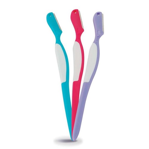 Paquete de 3 maquinillas de afeitar para dama marca Plum Beauty - Imagen 3