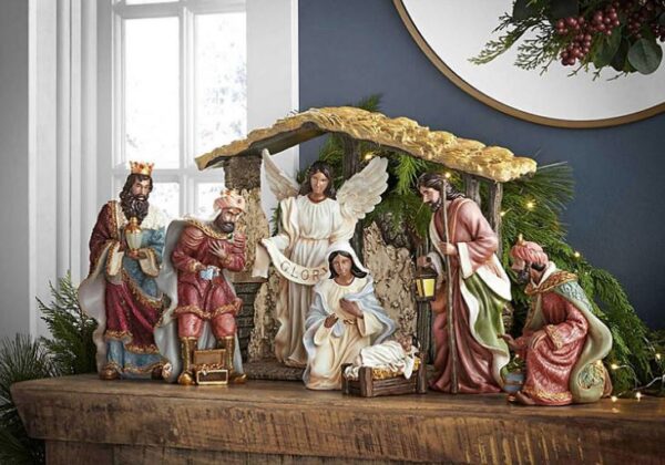 Decorativo navideño ¨El nacimiento¨ Belén de 9 piezas marca Member's Mark