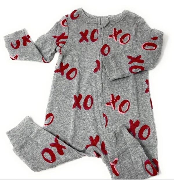 Pijamas a juego con estampado XOXO del día de San Valentín para bebé Talla 3-6M