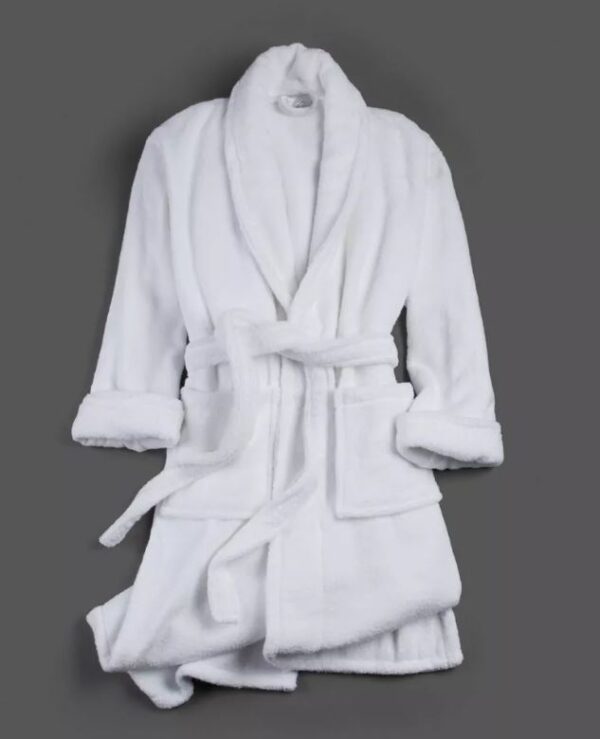 Bata de baño color blanca talla S/M marca Charisma