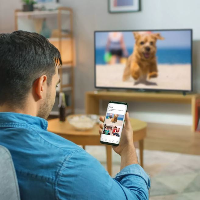 Televisor de 50" 4K Ultra HD Roku Smart TV con HDR - Westinghouse - Imagen 7