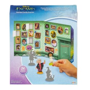 Alternative view of Paquete Sorpresa Familia Madrigal de Encanto  - Disney