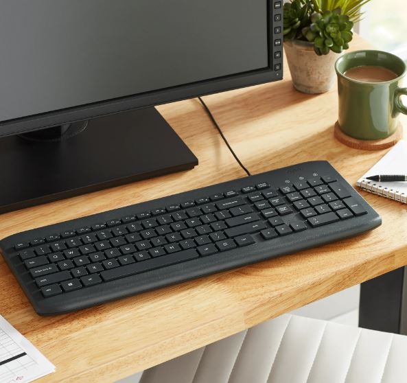Teclado de cable USB para computadora compatible con Windows y Mac, gris - onn. - Imagen 3