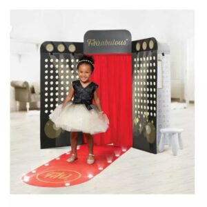 Alternative view of Set de juego de desfile de moda de 4 caras - FAO Schwarz Style Runway