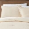 Juego edredón de 3 piezas con tejido tipo gofre lavado Tamaño King, Beige- Threshold™