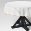 Mantel de mesa redondo con estrellas de 70"x70" - Threshold™