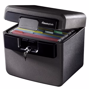 Caja fuerte impermeable, resistente al fuego y con cerradura marca SentrySafe