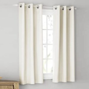 Par de paneles de cortina opacos de color blanco sólido de 37" x 63" - Marca Mainstays