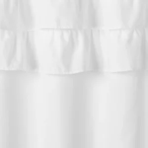 Alternative view of Par de paneles de cortinas opacas con volantes para niños 106.6x213.3cm color blanco- Pillowfort