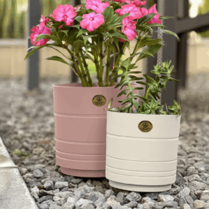 Alternative view of Maceta de plástico estilo Amalfi de 20.2 cm color negro