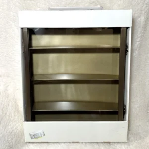 Alternative view of Vitrina de metal color dorado 17 x 13 in marca Hearth With Magnolia