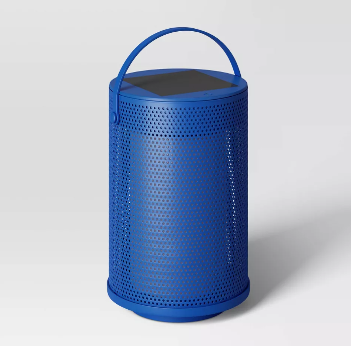 Linterna LED de exterior de malla solar y recargable por USB, azul - Room Essentials™ - Imagen 2