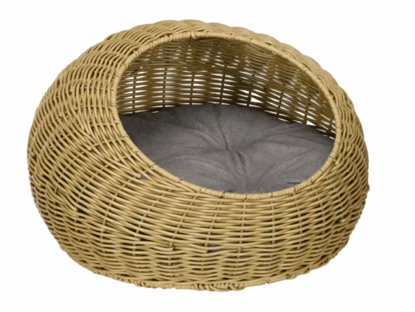 Cama de ratán para gatos y perros marca PawHut