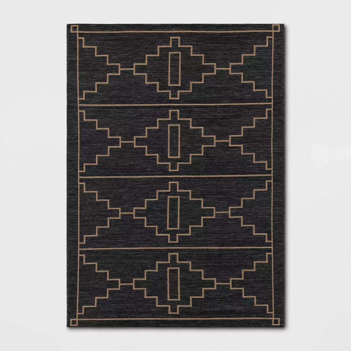 Alfombra / Tapete de 5'x7' con diseños de rombos marca Threshold