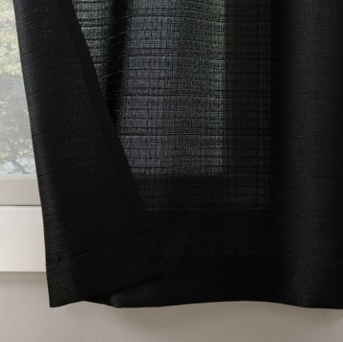 Juego de cortinas semitransparentes color negro de 54 x 36" - Marca Mainstays - Imagen 3