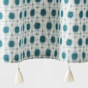 Alternative view of Cortina de ducha de 72x72 in - Marca Threshold