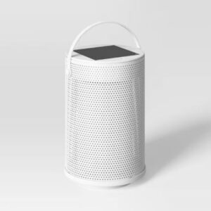 Linterna LED para exteriores con energía solar y recargable por USB - Marca Room Essentials