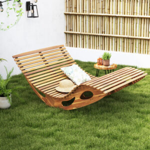 Silla mecedora de madera de acacia con asiento ergonómico curvo par alberca -Costway