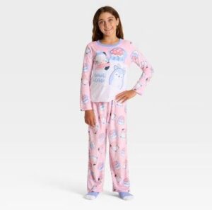 Conjunto de pijama navideño para niña talla 6 con calcetines 3 piezas color rosa - Marca Squishmallows