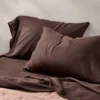 Par de fundas para almohada tamaño King de lino color café - Casaluna