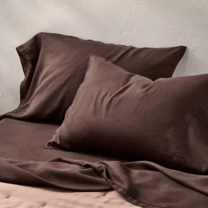 Par de fundas para almohada tamaño King de lino color café - Casaluna