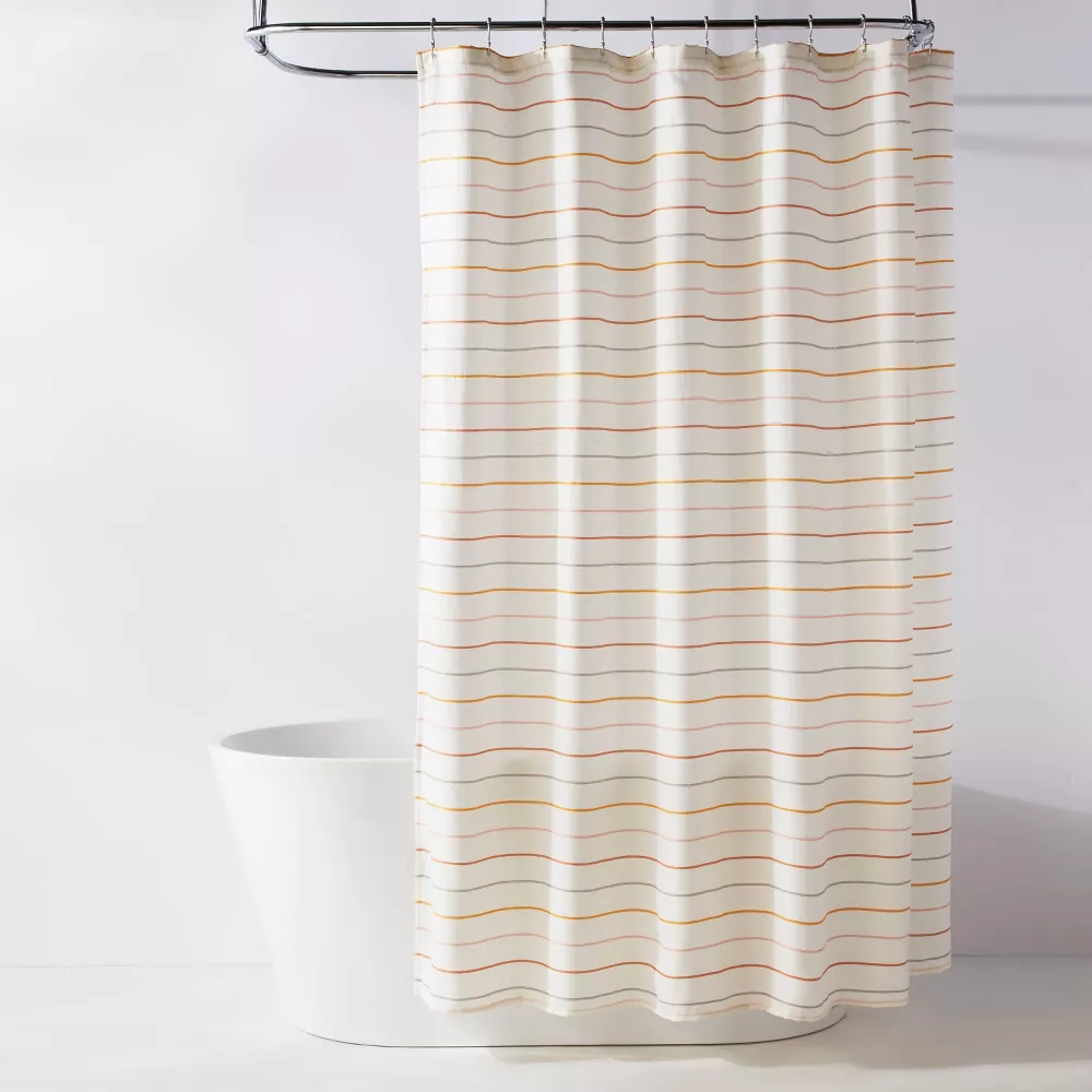 Cortina para baño de 72 x 72 in a rayas finas -Room Essentials
