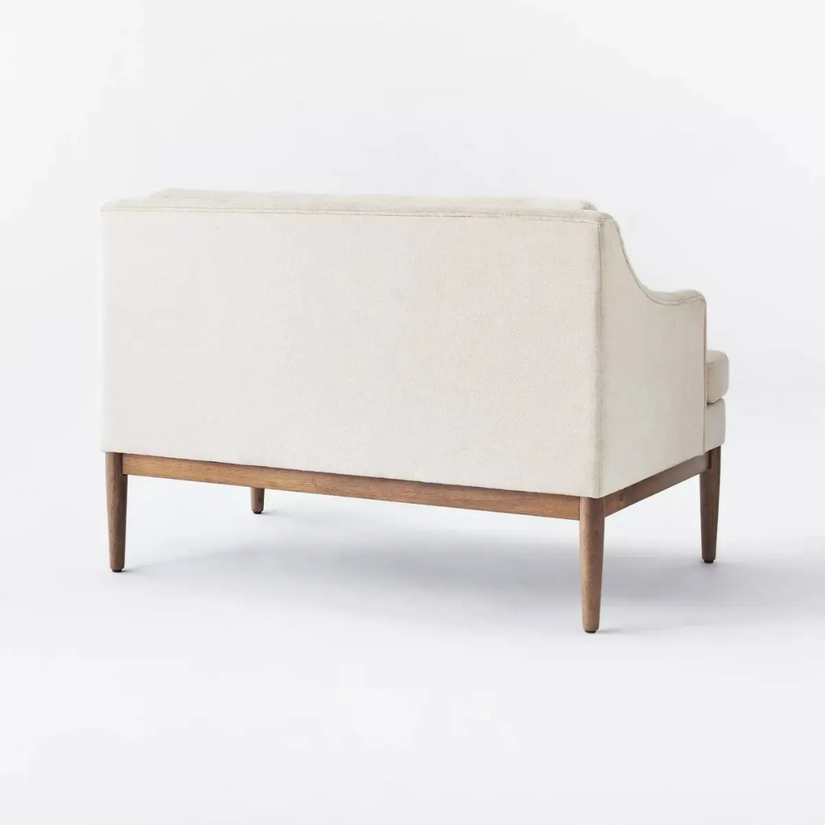 Sofá de dos plazas tapizado con base de madera, color crema –Threshold - Imagen 3