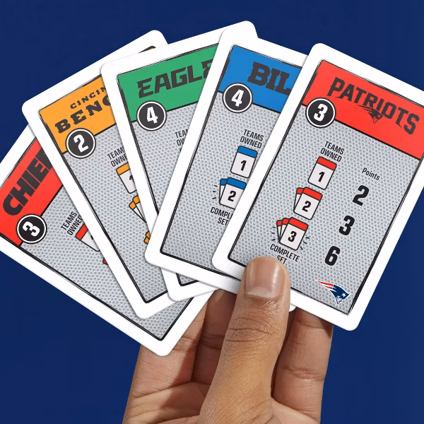 Juego de cartas "Monopoly Deal NFL" -Hasbro - Imagen 2