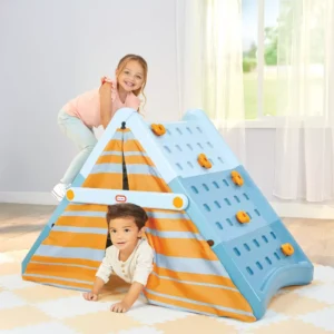 Casita con paredes de escalada y temática de campamento -Little Tikes