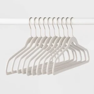 Paquete de 10 ganchos para ropa aterciopeladas, color blanco - Brightroom